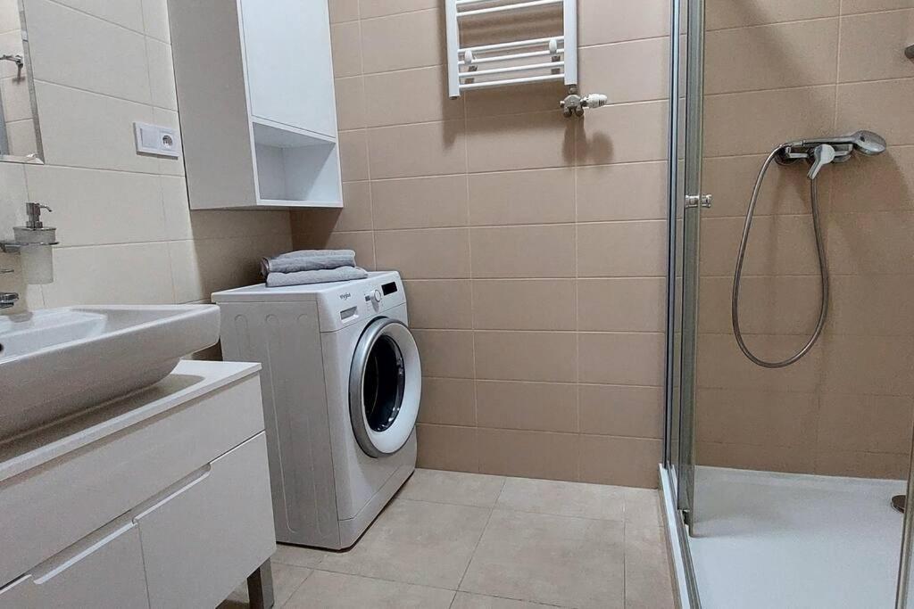 Apartman Soul 200 M Do Centra S Private Parking Free Apartment Caşonia Exterior foto